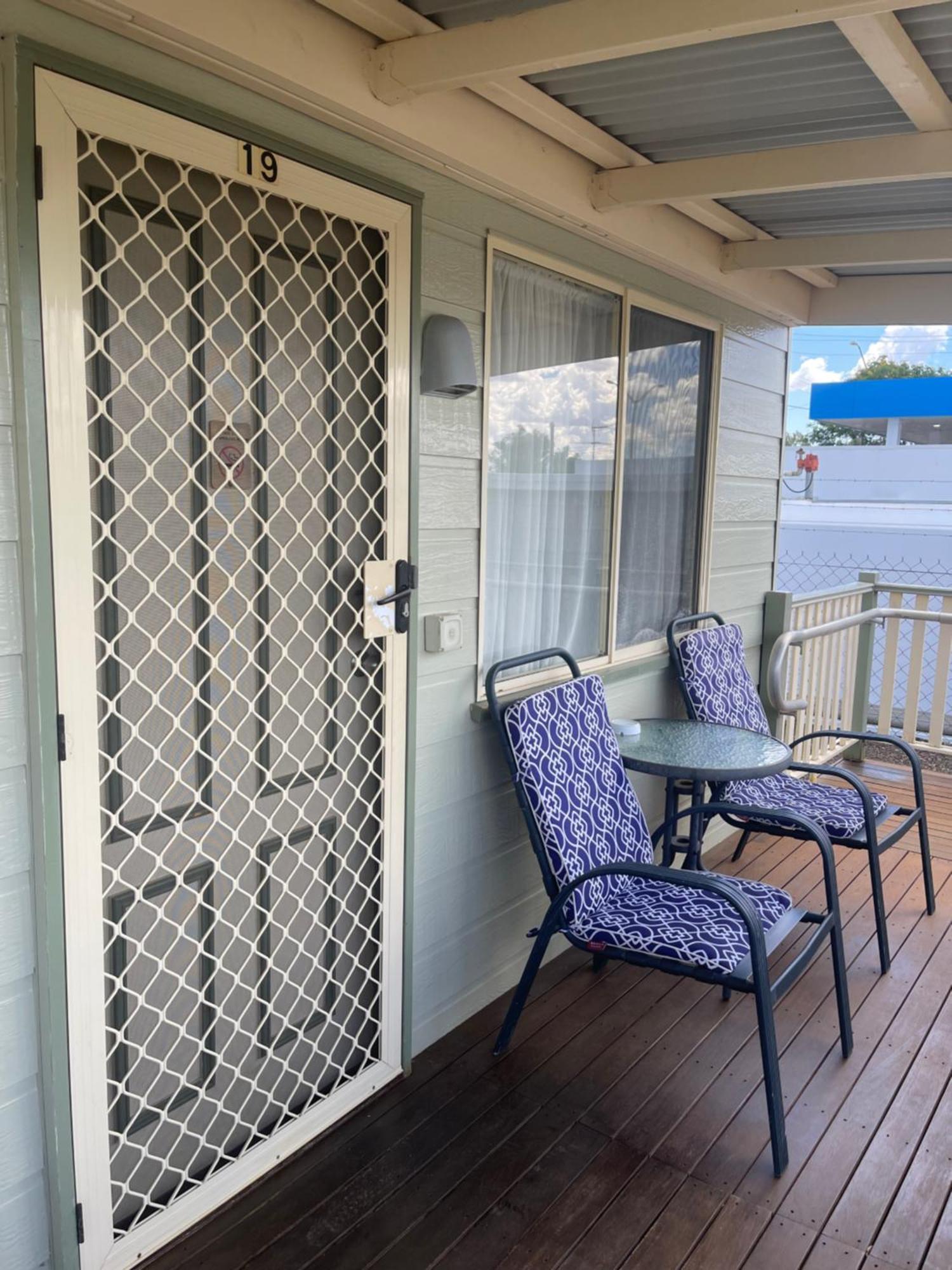 Warrego Motel Charleville Esterno foto
