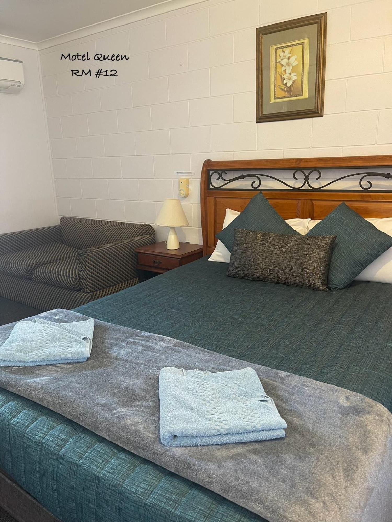 Warrego Motel Charleville Esterno foto