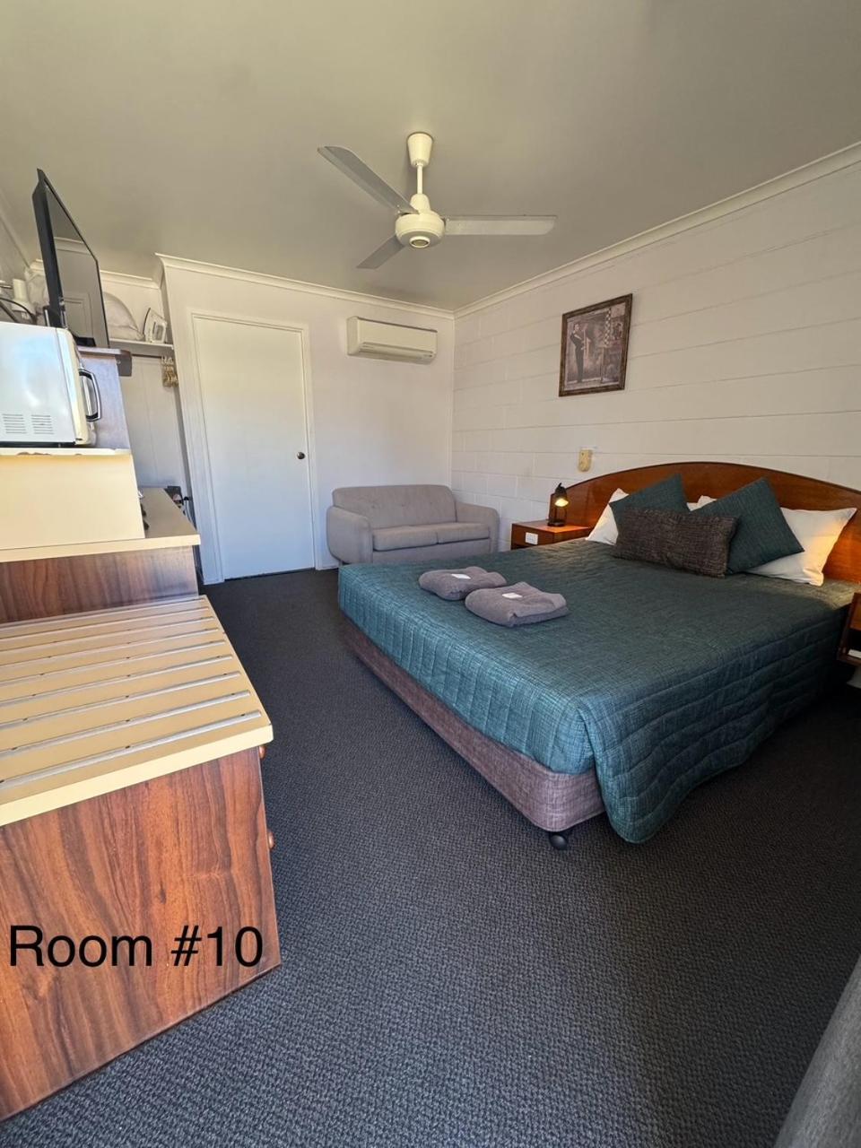 Warrego Motel Charleville Esterno foto